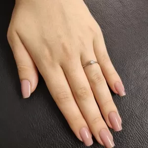 Anel Ouro Branco E Diamante Solitário
