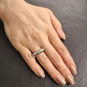 Anel Ouro Branco E Diamantes
