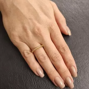 Meia Aliança Ouro 18K E Diamantes