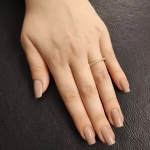Meia Aliança Ouro 18K E Diamantes